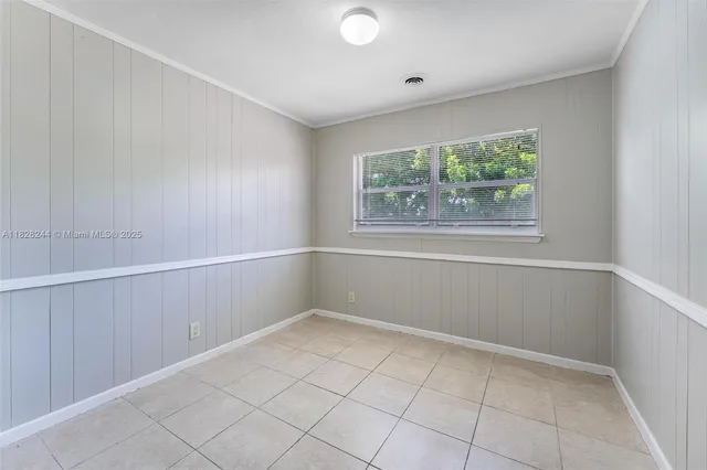 $412,000 | 811 Evergreen Drive, Lake Park, FL 33403