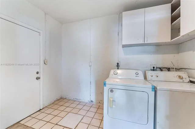 $412,000 | 811 Evergreen Drive, Lake Park, FL 33403