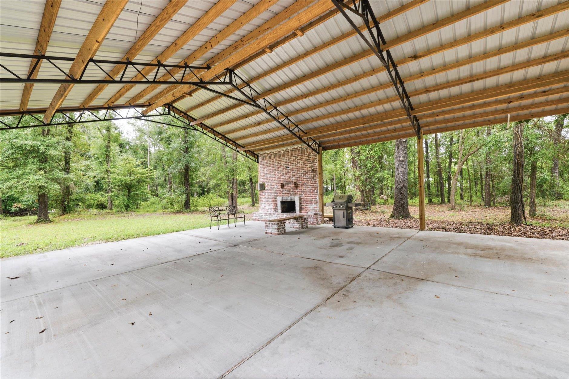 8721 Freedom Road Tallahassee, FL 32305 - Photo 6 of 69 Gallery Image 6