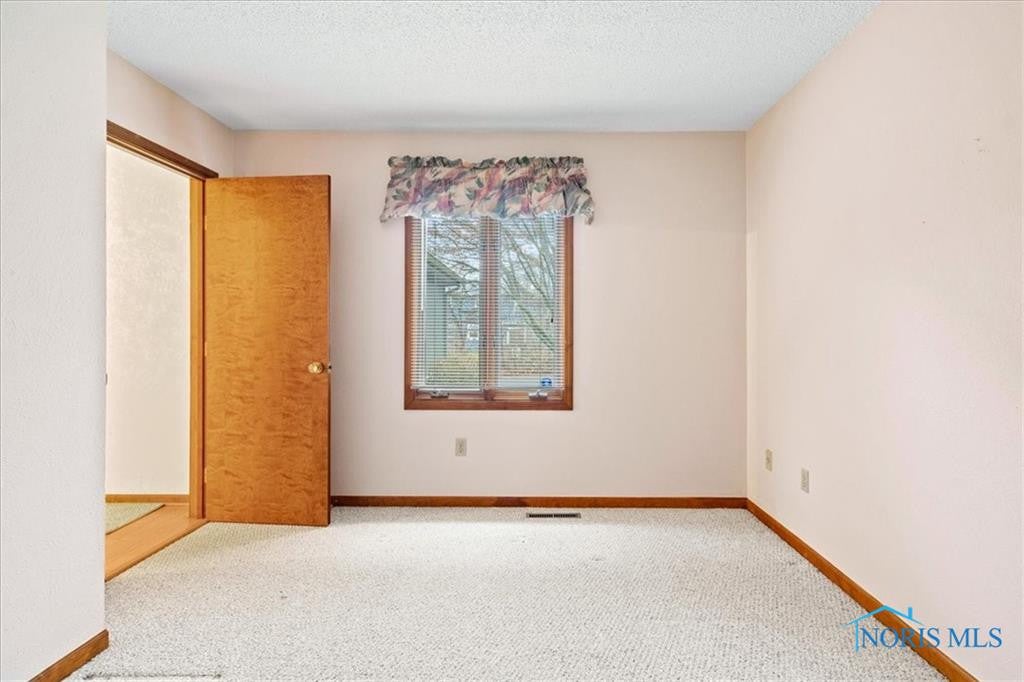 25 Exeter Road, Unit E Perrysburg, OH 43551 - Photo 6 of 23 Gallery Image 6