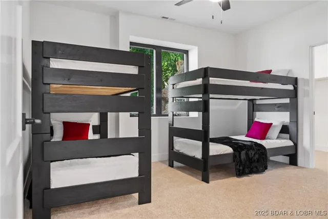 $1,395,000 | 128 Palisades Yacht Clb Drive, Unit 2, Lake Ozark, MO 65049