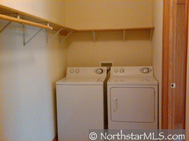1567 County Rd D East, Unit H Maplewood, MN 55109 - Photo 4 of 8 Gallery Image 4