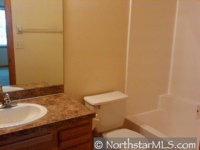 1567 County Rd D East, Unit H Maplewood, MN 55109 - Photo 5 of 8 Gallery Image 5
