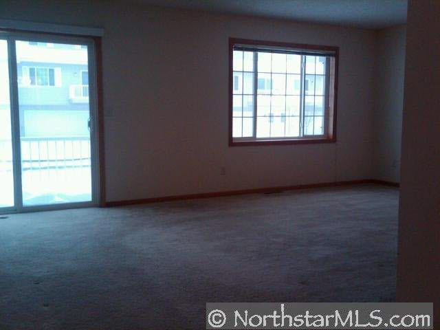 1567 County Rd D East, Unit H Maplewood, MN 55109 - Photo 6 of 8 Gallery Image 6