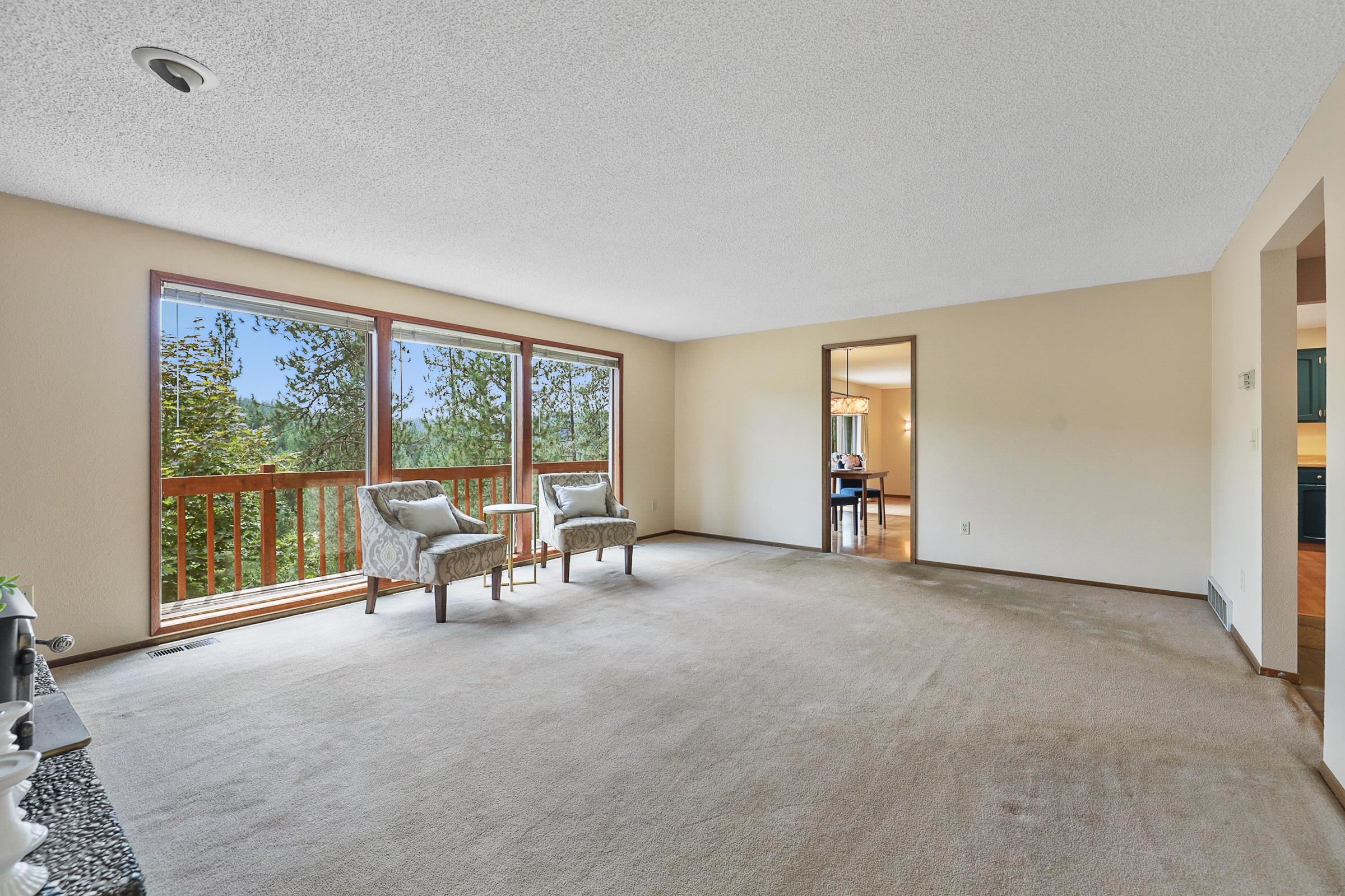 15607 East Scribner Road Spokane, WA 99217 - Photo 8 of 50