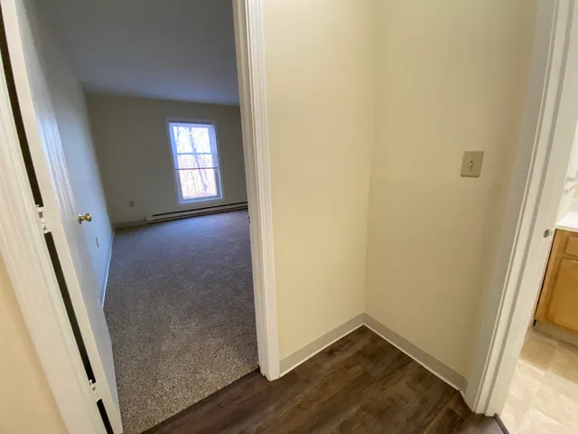 $1,899 | 171 Eastern Avenue, Unit 104, Manchester, NH 03104