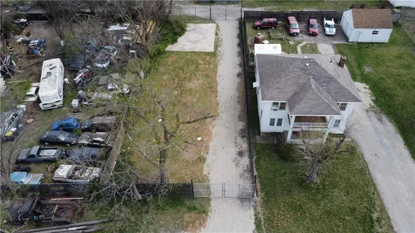 $79,900 | 3819 Fuller Avenue, Kansas City, MO 64129