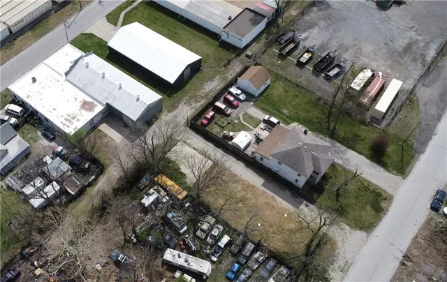 $79,900 | 3819 Fuller Avenue, Kansas City, MO 64129