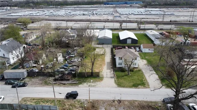 $79,900 | 3819 Fuller Avenue, Kansas City, MO 64129