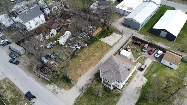 $79,900 | 3819 Fuller Avenue, Kansas City, MO 64129