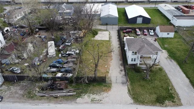 $79,900 | 3819 Fuller Avenue, Kansas City, MO 64129