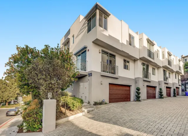 $1,250,000 | 7570 Gibraltar Street, Unit 101, Carlsbad, CA 92009