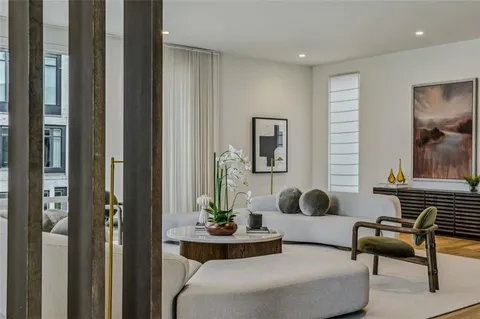 $3,995,000 | 1301 Peachtree Street Northeast, Unit 4L, Atlanta, GA 30309