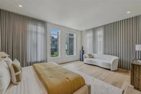 $3,995,000 | 1301 Peachtree Street Northeast, Unit 4L, Atlanta, GA 30309