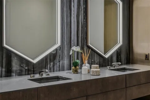 $3,995,000 | 1301 Peachtree Street Northeast, Unit 4L, Atlanta, GA 30309