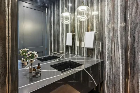 $3,995,000 | 1301 Peachtree Street Northeast, Unit 4L, Atlanta, GA 30309