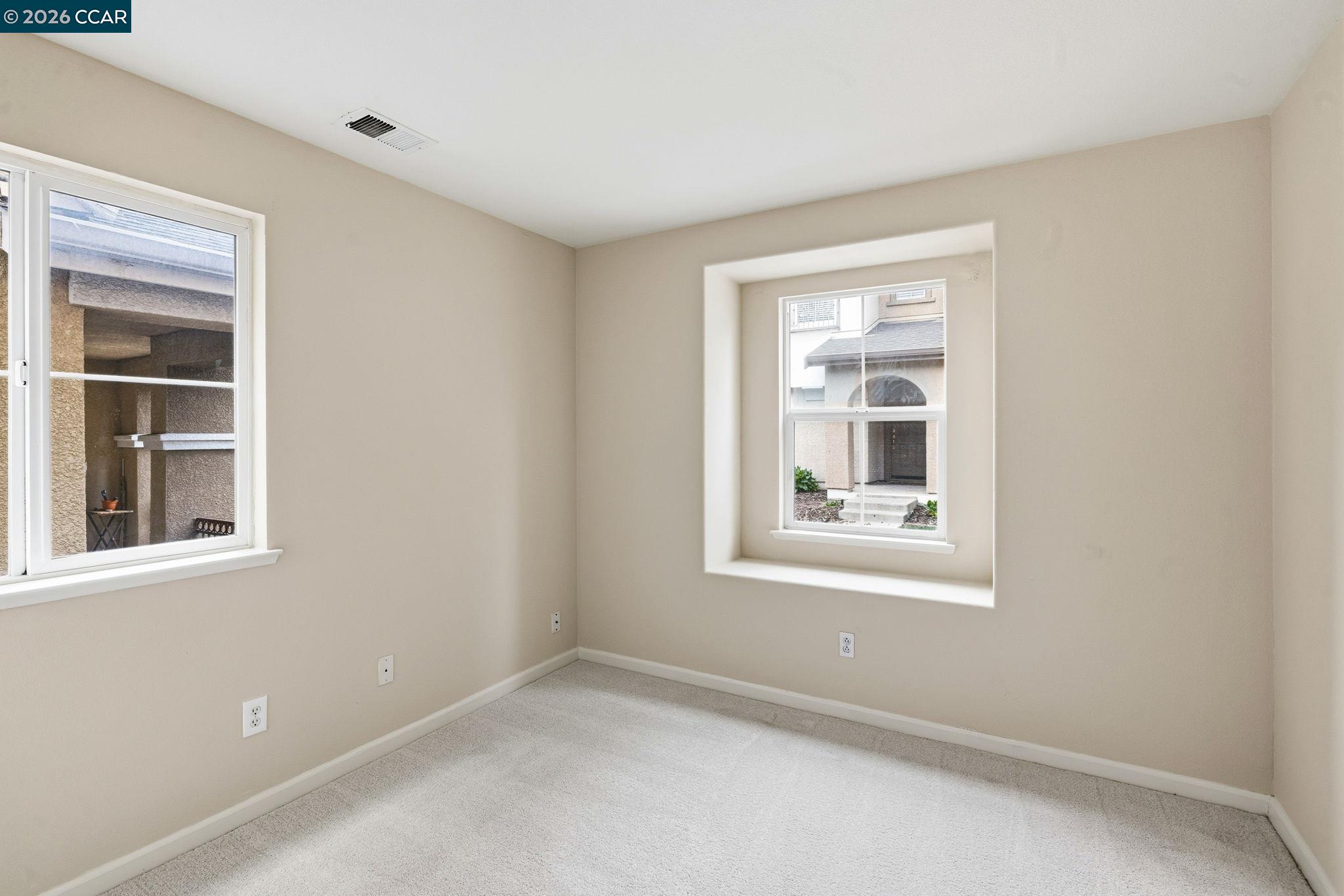 214 Whimbrel Circle Pittsburg, CA 94565 - Photo 11 of 34