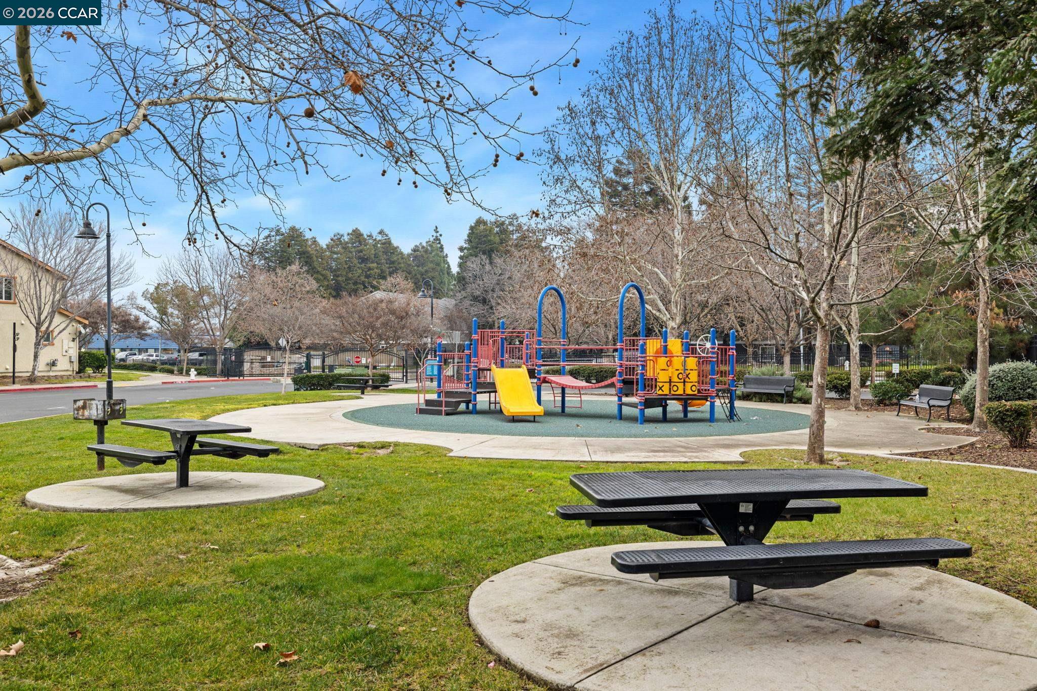 214 Whimbrel Circle Pittsburg, CA 94565 - Photo 32 of 34