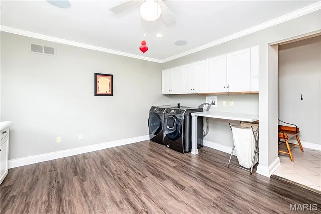 $1,950,000 | 28 Ladue Meadows, Creve Coeur, MO 63141