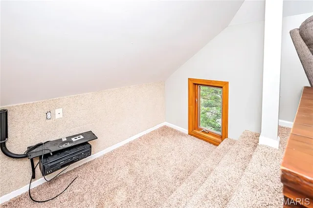 $1,950,000 | 28 Ladue Meadows, Creve Coeur, MO 63141