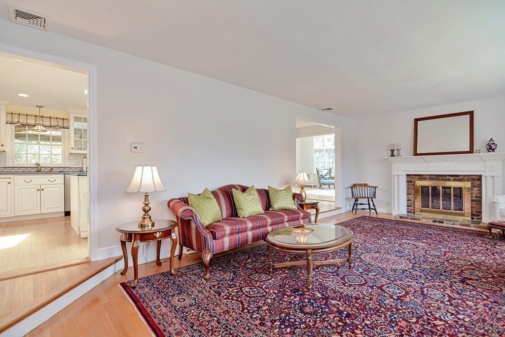 58 Alder Road Westwood, MA 02090 - Photo 5 of 19 Gallery Image 5