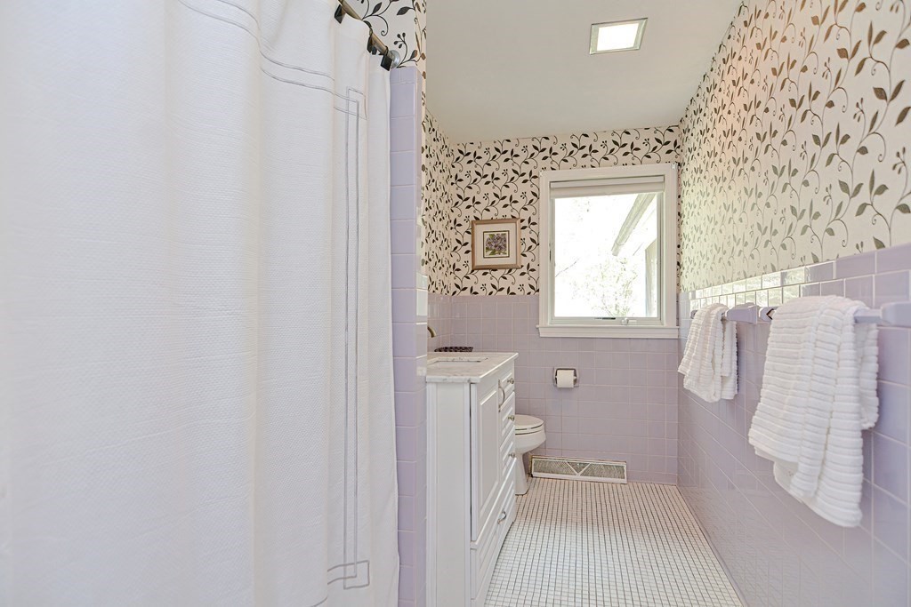 58 Alder Road Westwood, MA 02090 - Photo 10 of 19 Gallery Image 10