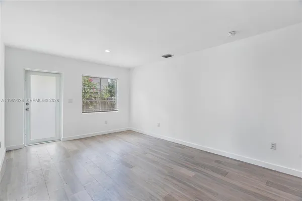 $2,400 | 515 Northeast 67th Street, Unit 2, Miami, FL 33138