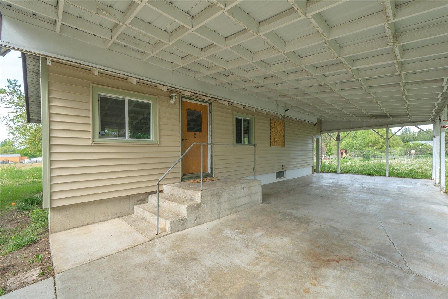 18728 North Yale Road Colbert, WA 99005 - Photo 34 of 47