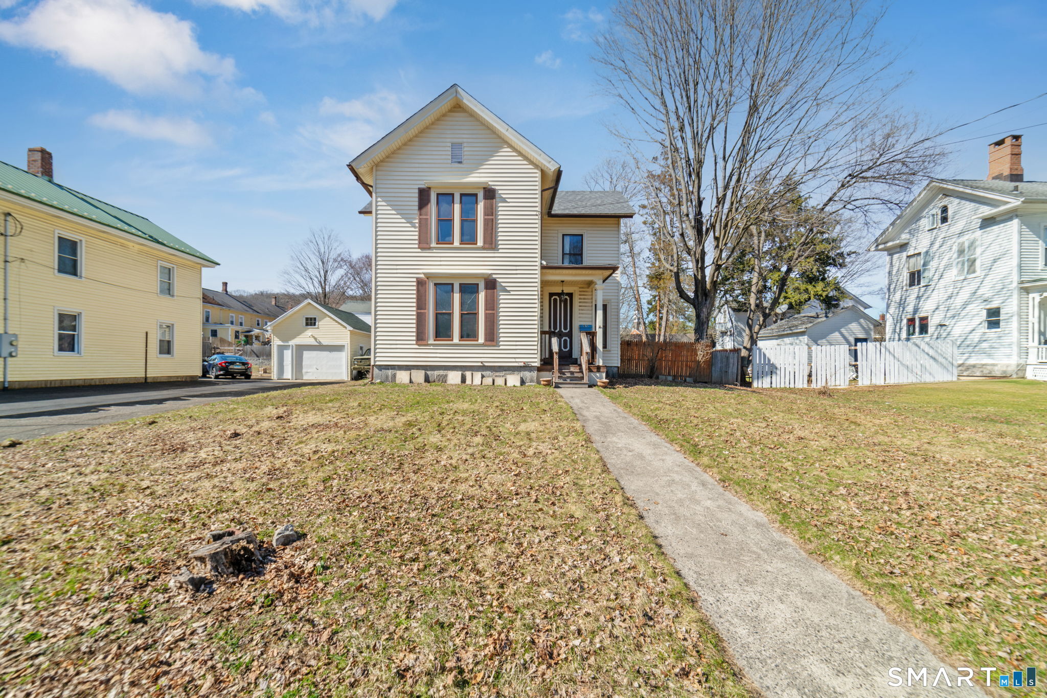 81 Elm Street Thomaston, CT 06787 - Photo 2 of 38