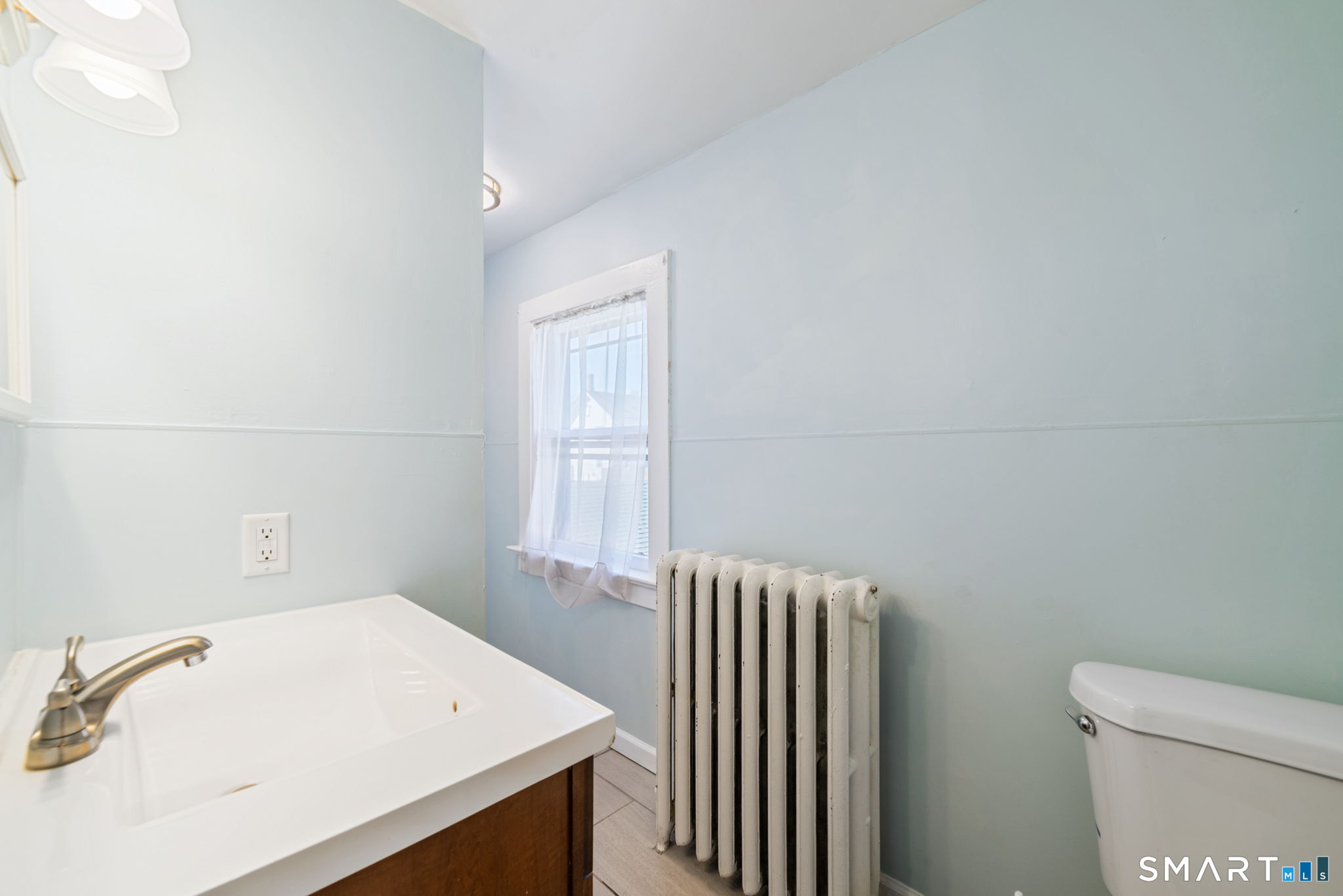 81 Elm Street Thomaston, CT 06787 - Photo 30 of 38