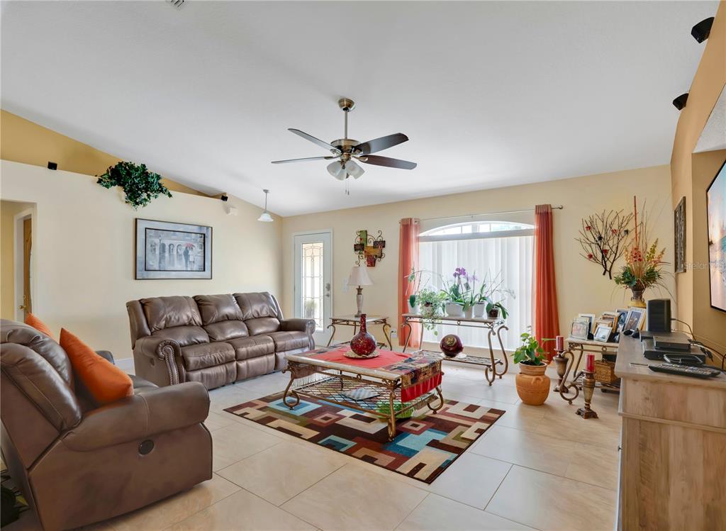 18 Angeles Road DeBary, FL 32713 - Photo 8 of 24