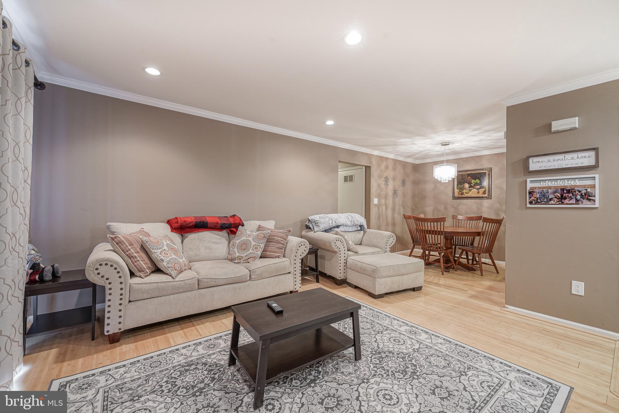 307 Wharton Road Mount Laurel, NJ 08054 - Photo 5 of 14 a living room with furniture and a couch