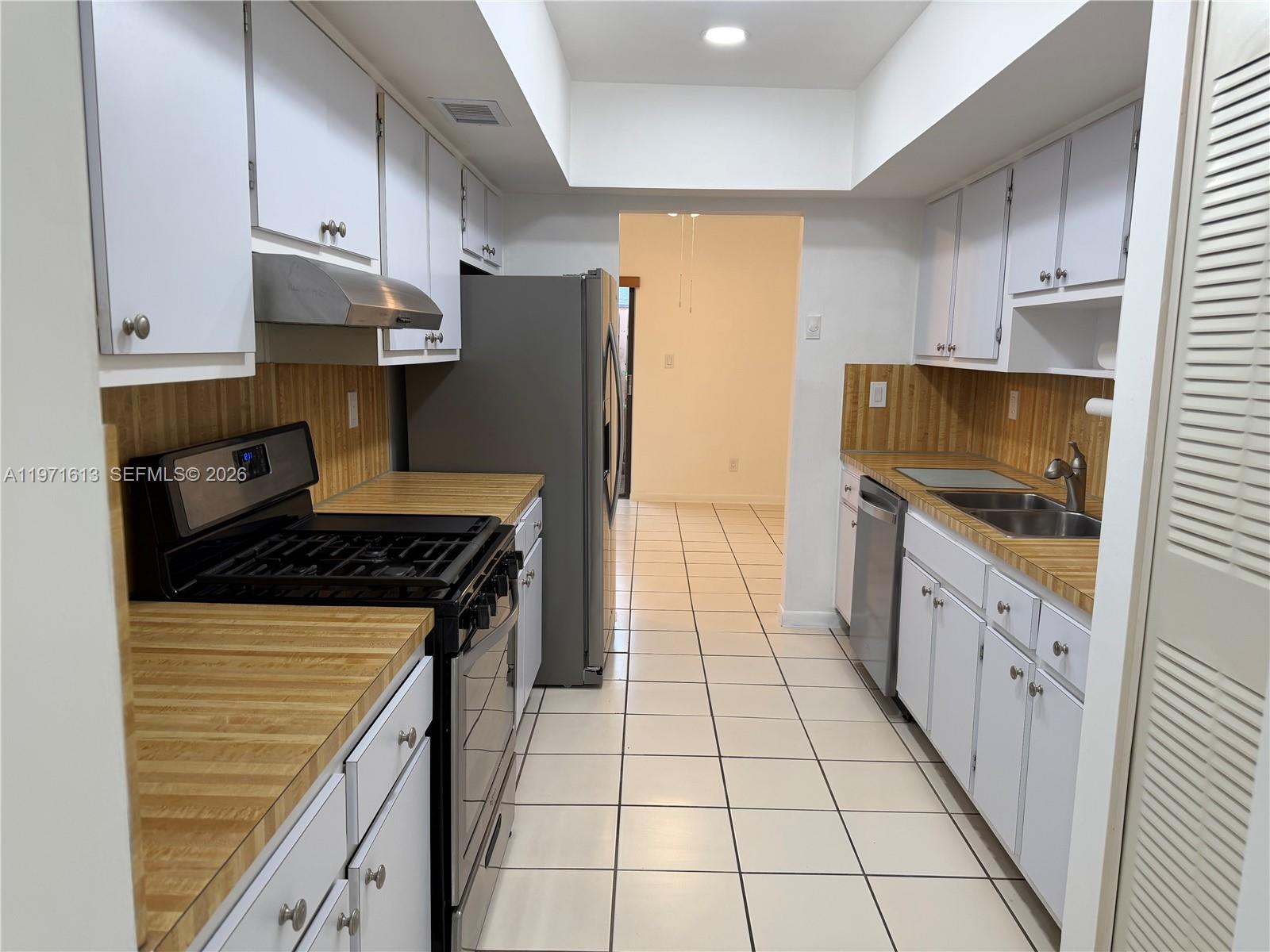 11535 Southwest 109th Road, Unit 22A Miami, FL 33176 - Photo 12 of 41 Gallery Image 12