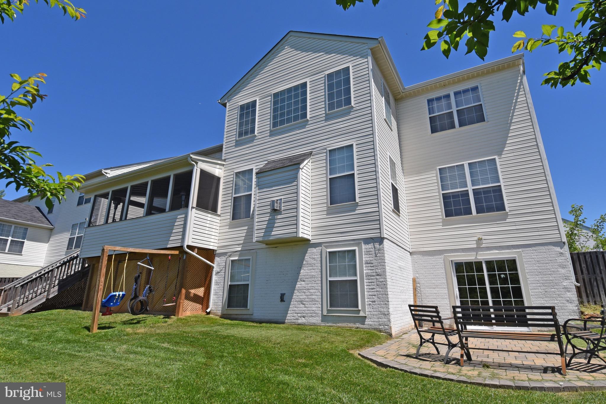 13904 Falconcrest Road Germantown, MD 20874 - Photo 19 of 23 Exterior (Rear)
