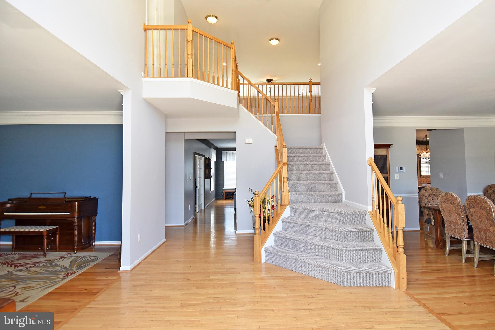 13904 Falconcrest Road Germantown, MD 20874 - Photo 3 of 23 Interior (General)