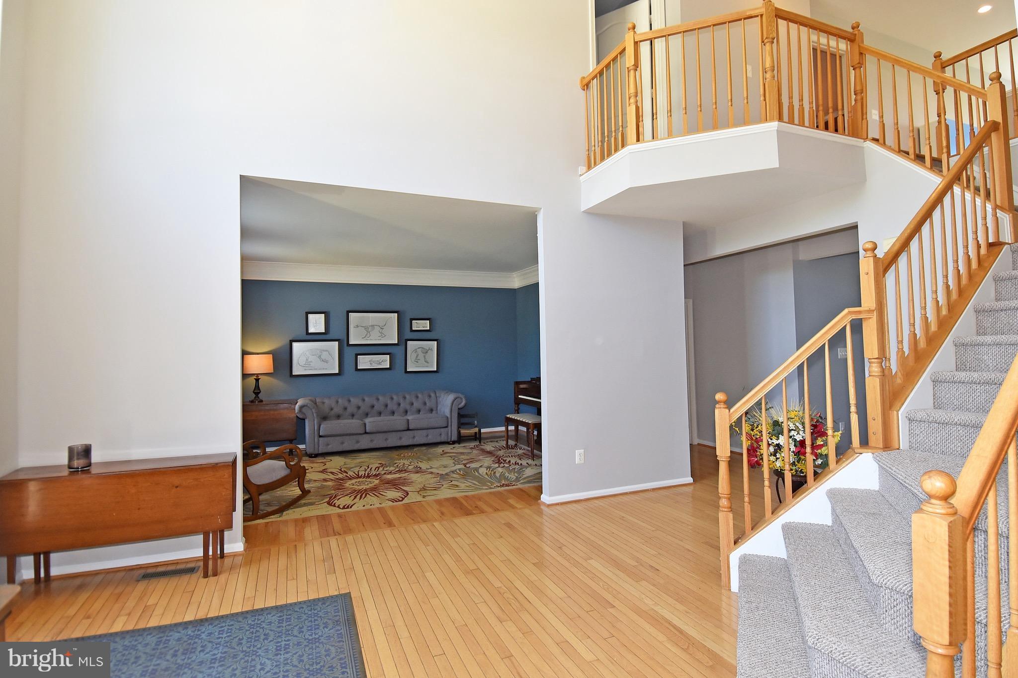 13904 Falconcrest Road Germantown, MD 20874 - Photo 4 of 23 Interior (General)