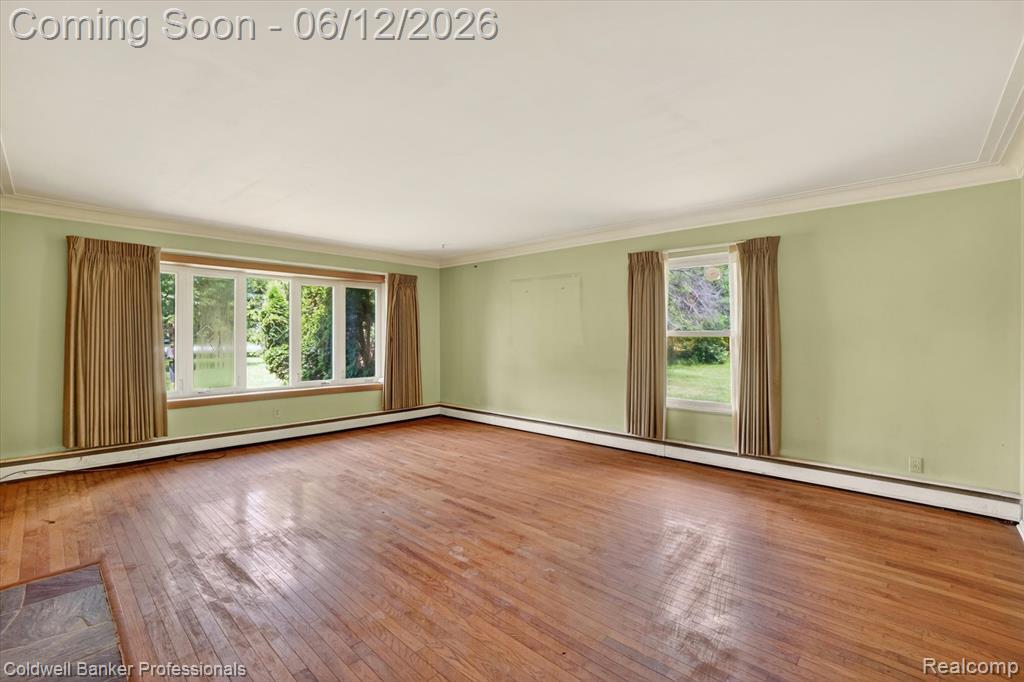 8245 Fenton Road Grand Blanc, MI 48439 - Photo 5 of 49