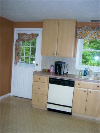 2 Still River Road Sterling, MA 01564 - Photo 12 of 27