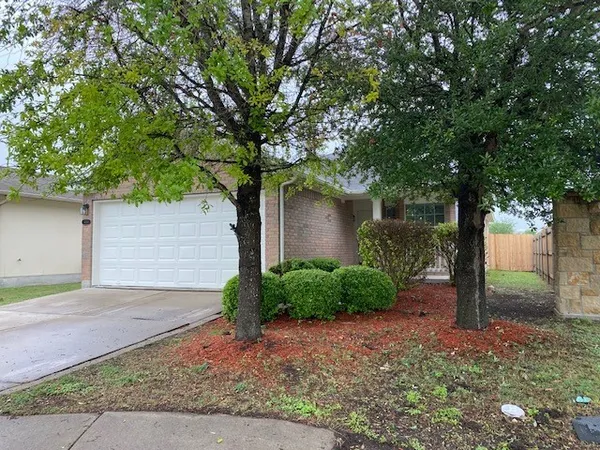 $1,800 | 14301 Pebble Run Path, Manor, TX 78653