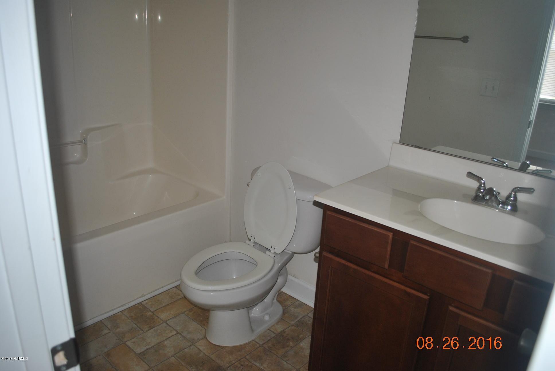 307 Burley Drive, Unit 7 Hubert, NC 28539 - Photo 11 of 11 DSC_0520