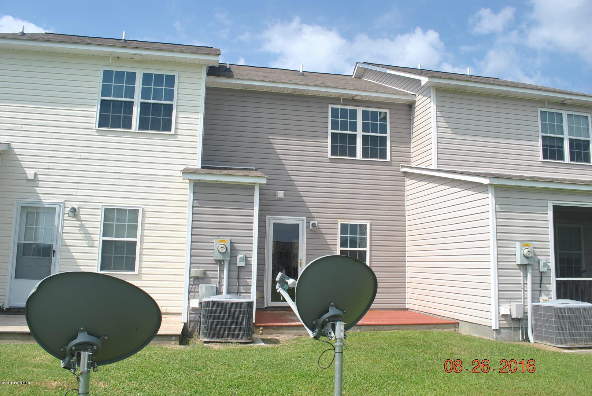 307 Burley Drive, Unit 7 Hubert, NC 28539 - Photo 7 of 11 DSC_0516