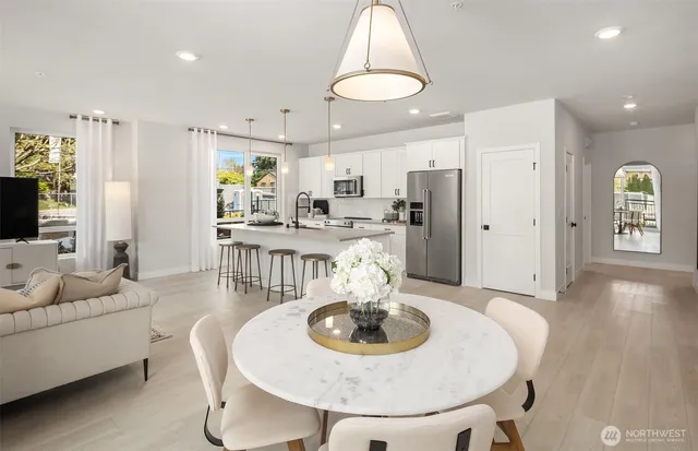 $805,630 | 18226 68th Avenue Northeast, Unit 402, Kenmore, WA 98028