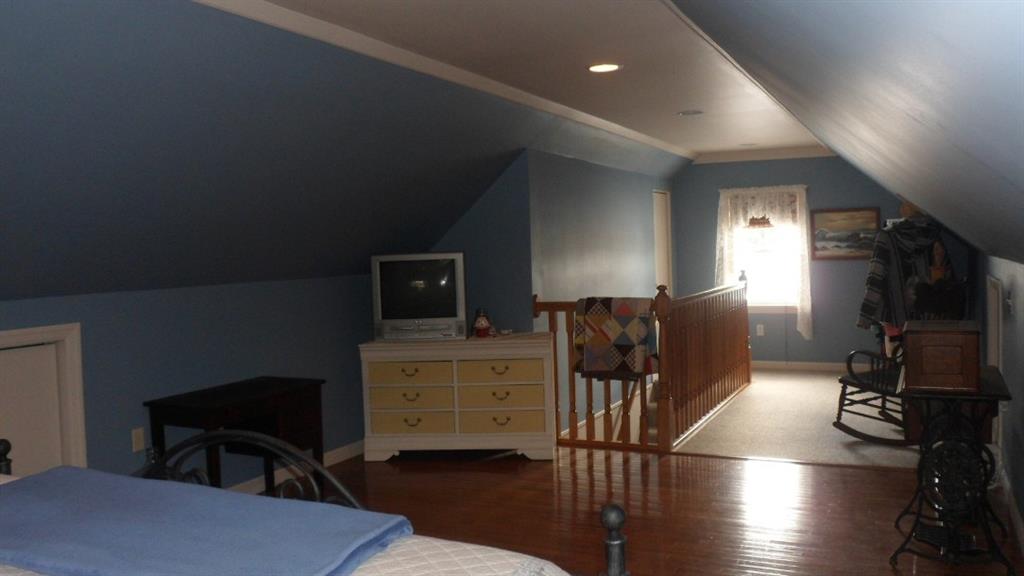 219 Easton Road Hermitage, PA 16148 - Photo 13 of 22 Gallery Image 13