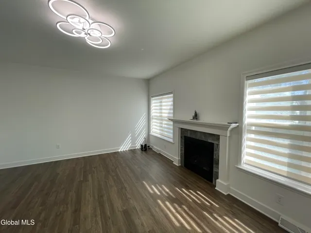 $739,500 | 22 Bergen Place, Niskayuna, NY 12309