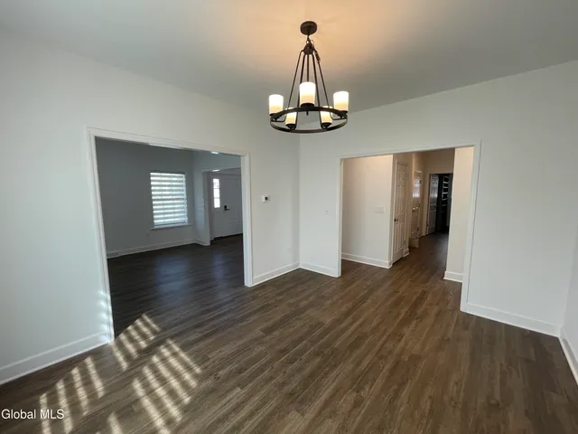 $739,500 | 22 Bergen Place, Niskayuna, NY 12309