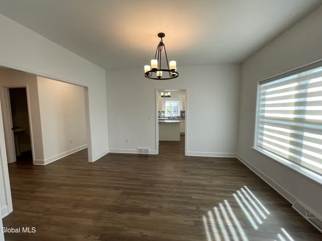 $739,500 | 22 Bergen Place, Niskayuna, NY 12309