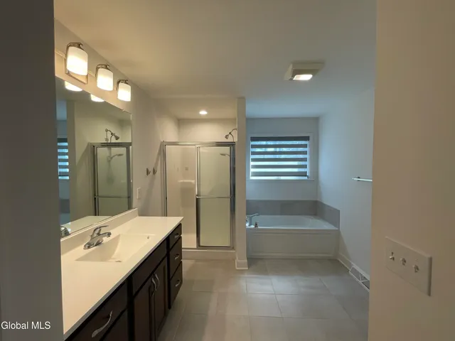 $739,500 | 22 Bergen Place, Niskayuna, NY 12309