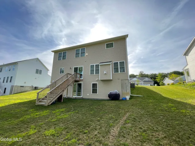 $739,500 | 22 Bergen Place, Niskayuna, NY 12309