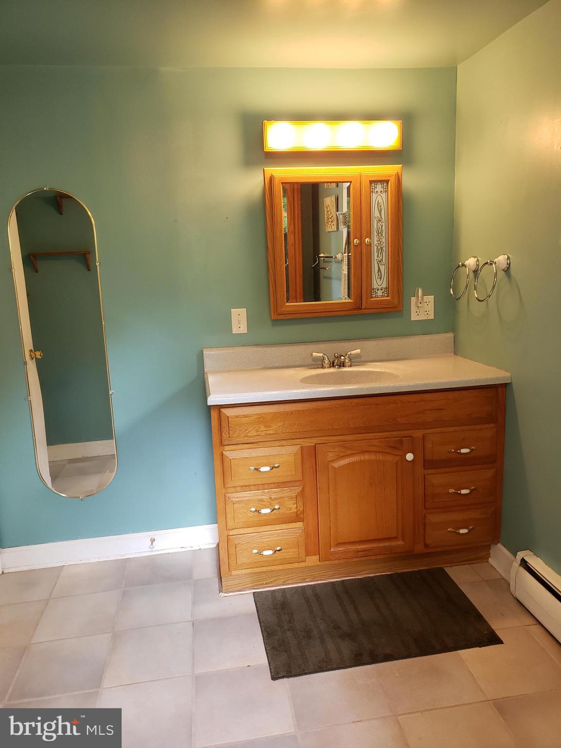 14207 Ritchie Road Cascade, MD 21719 - Photo 27 of 41 Bathroom