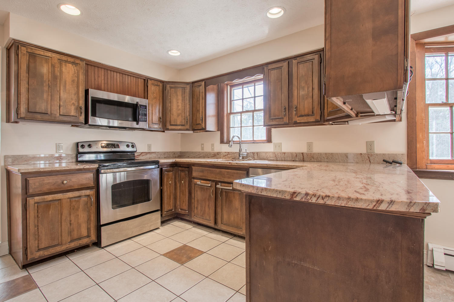 152 Holmes Road Scarborough, ME 04074 - Photo 15 of 44 15